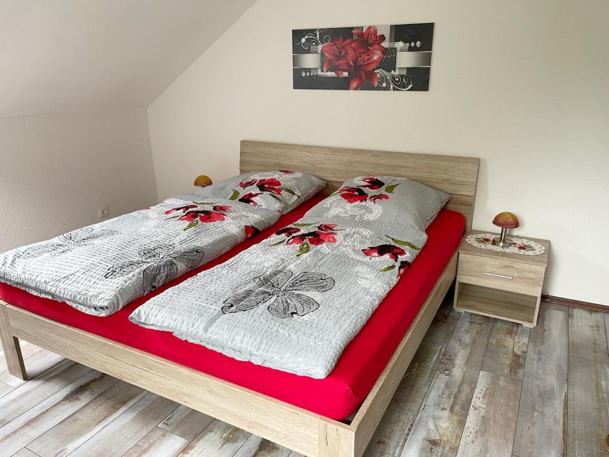 Fewo Mit Balkon Direkt Am Wald Und Wanderweg Ruhe Pur 2 Og Bad Sachsa Eksteriør billede